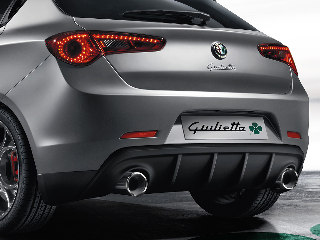 Spoiler Anteriore Per Alfa Romeo Giulietta - Bordo Giallo, Compatibile Con Tutti I Modelli, Installazione Rapida